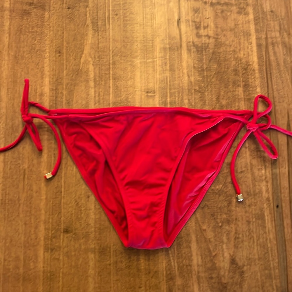 Venus string bikini bottoms - size 10